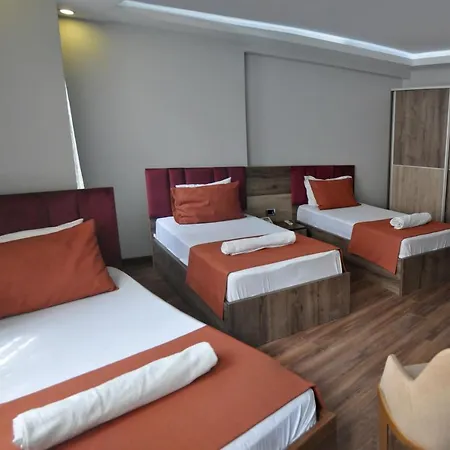 Hotel Waha 2*